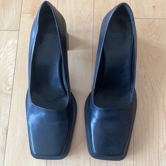 Vagabond Black Leather Loafers SOLD - Picture 3 of 12